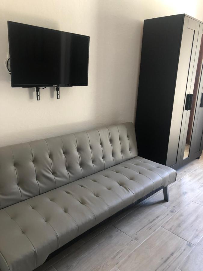 Domus Alice Apartment Монсерато Екстериор снимка