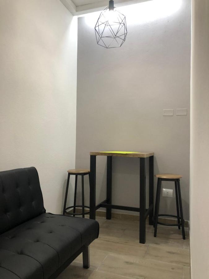 Domus Alice Apartment Монсерато Екстериор снимка